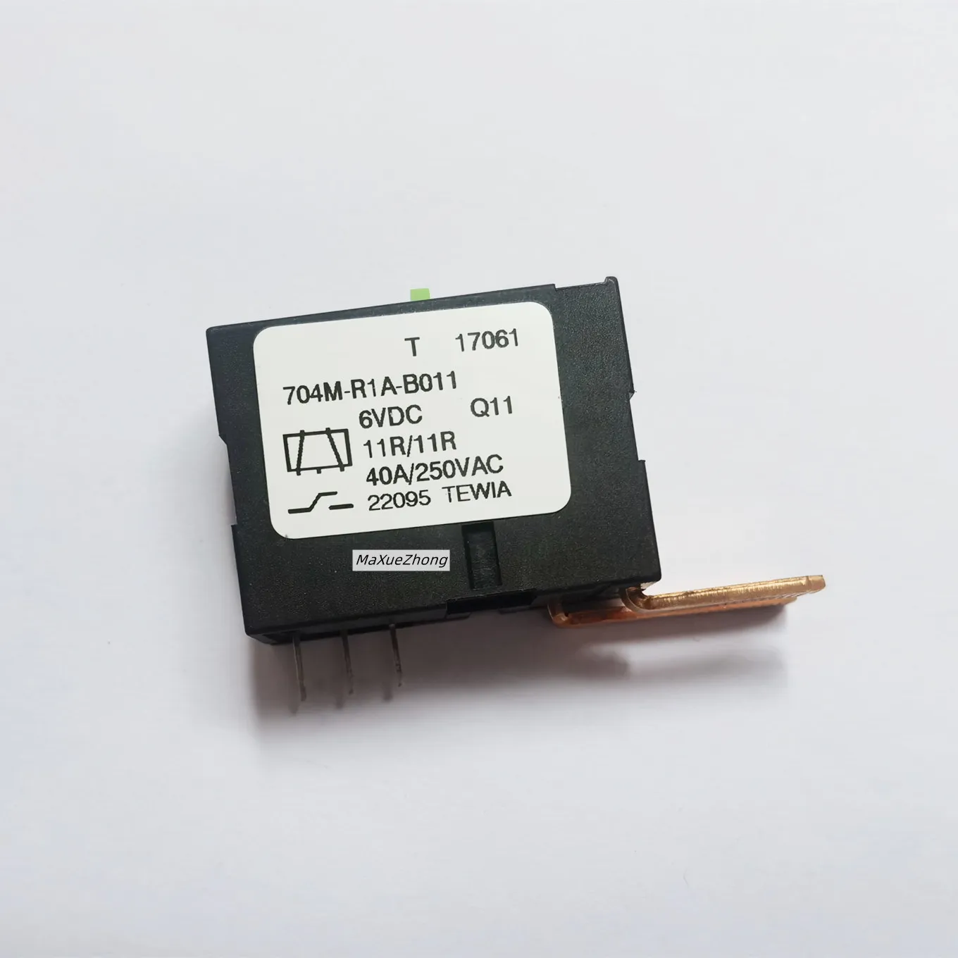 Relé Original do Poder 100 Novo 704m-r1a-b035 10.5vdc 35r 35r 40a 704m-r1a-b011 6vdc 11r 11r 40a 250v