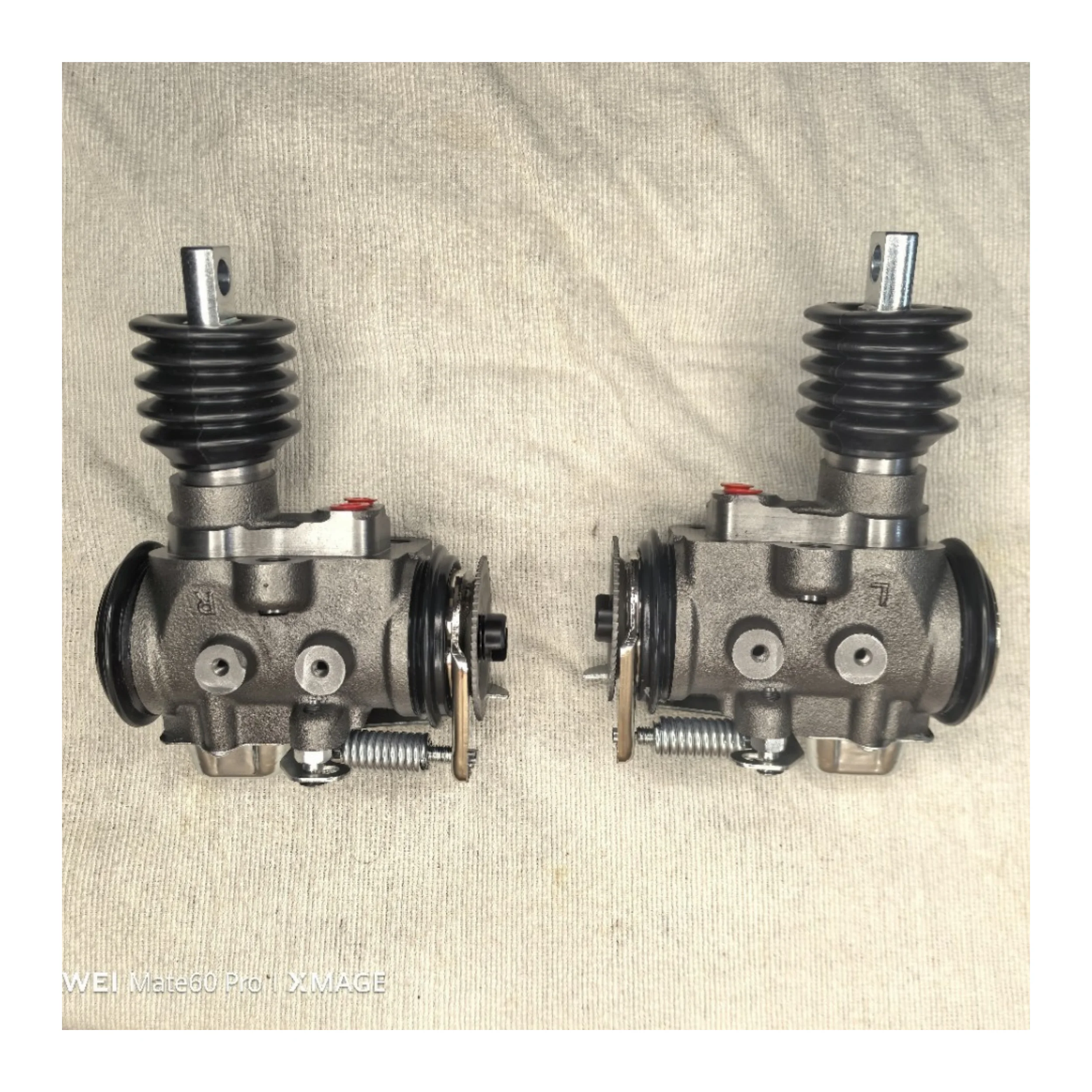 

Auto Brake System Spare Parts Brake Cylinder 1-47601370-9 1-47601371-9 Brake Wheel Cylinder For FRR FSR GIGA 6HE1 6HK1