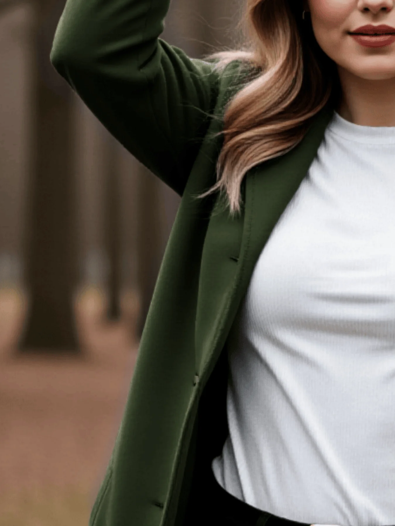 新しい女性のシングルブレスト厚手のトレンチコート暖かいシンプルなファッショントレンチコート秋冬のトレンチコートの必需品