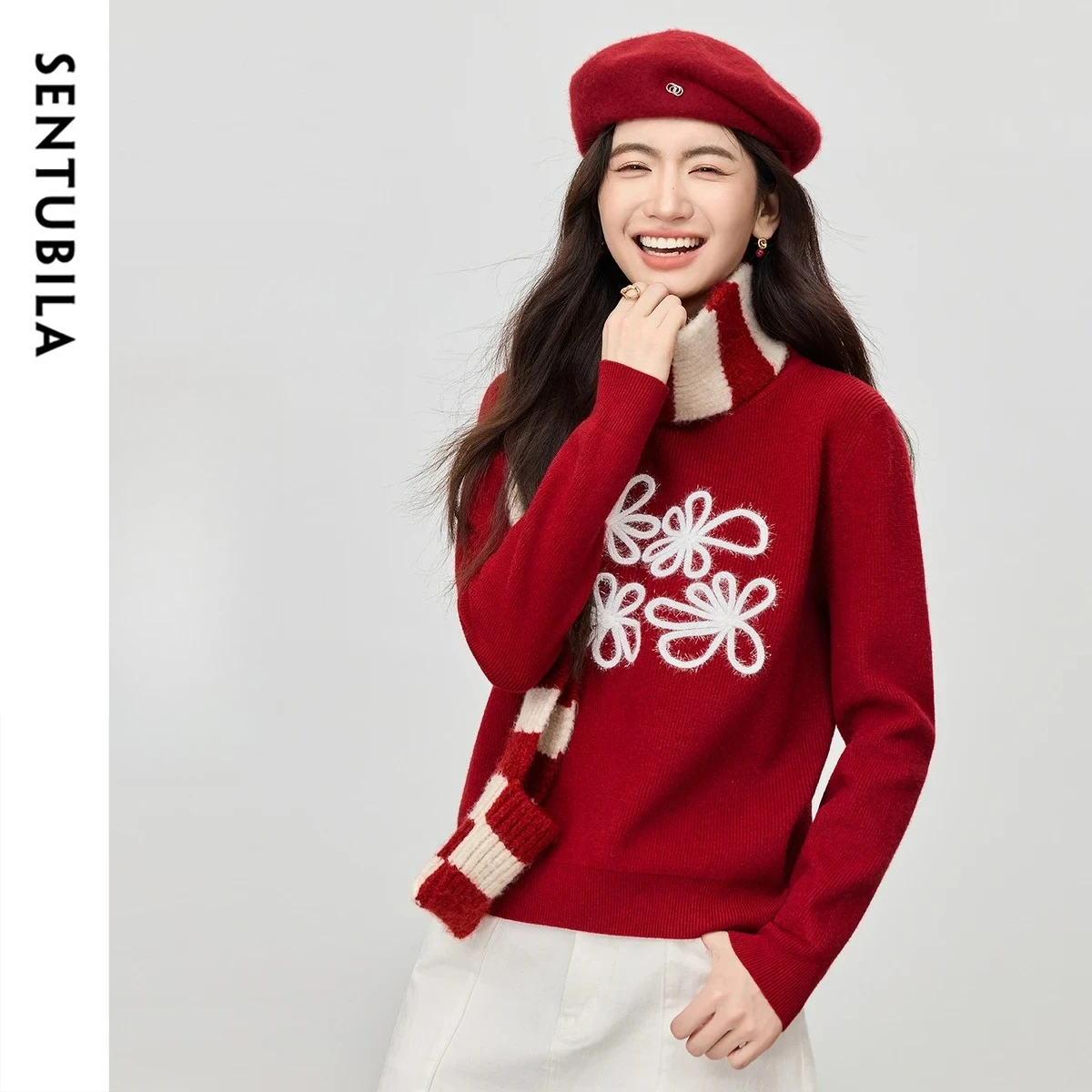 

SENTUBILA Women's Millet Velvet Pullover 2025 Autumn 3D Silk Flowers O-Neck Sweater Elegant Long Sleeve Stretch Top W53EE3864