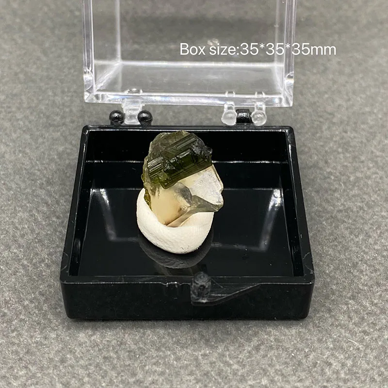 100% Natural Columnar Green Tourmaline and White Crystal Symbiosis Mineral Specimens Stones Bead Ornaments + Box Size: 35*35*35