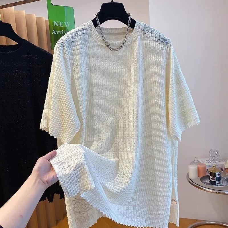 

Женская белая кружевная футболка оверсайз с вырезами, коротким рукавом, круглым вырезом горловины, свободного кроя, повседневная блузка