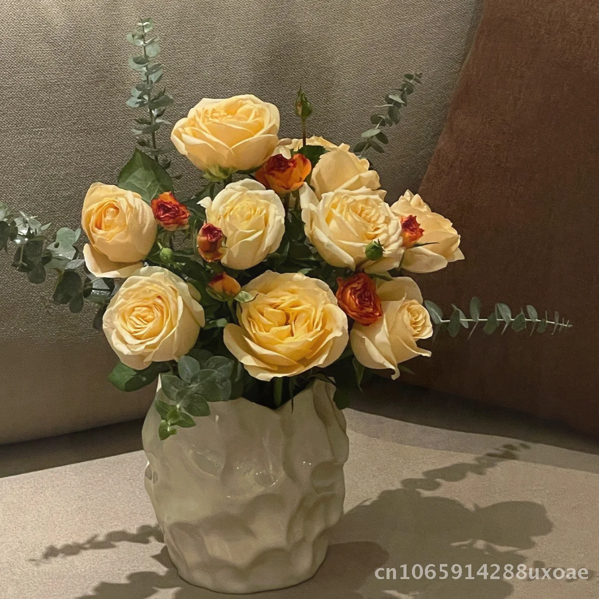 

Creative Cream Ceramic Vase Modern Minimalist Hydroponic Flower Arrangement Clay Pot Wabi-Sabi Style Decorative Ornament