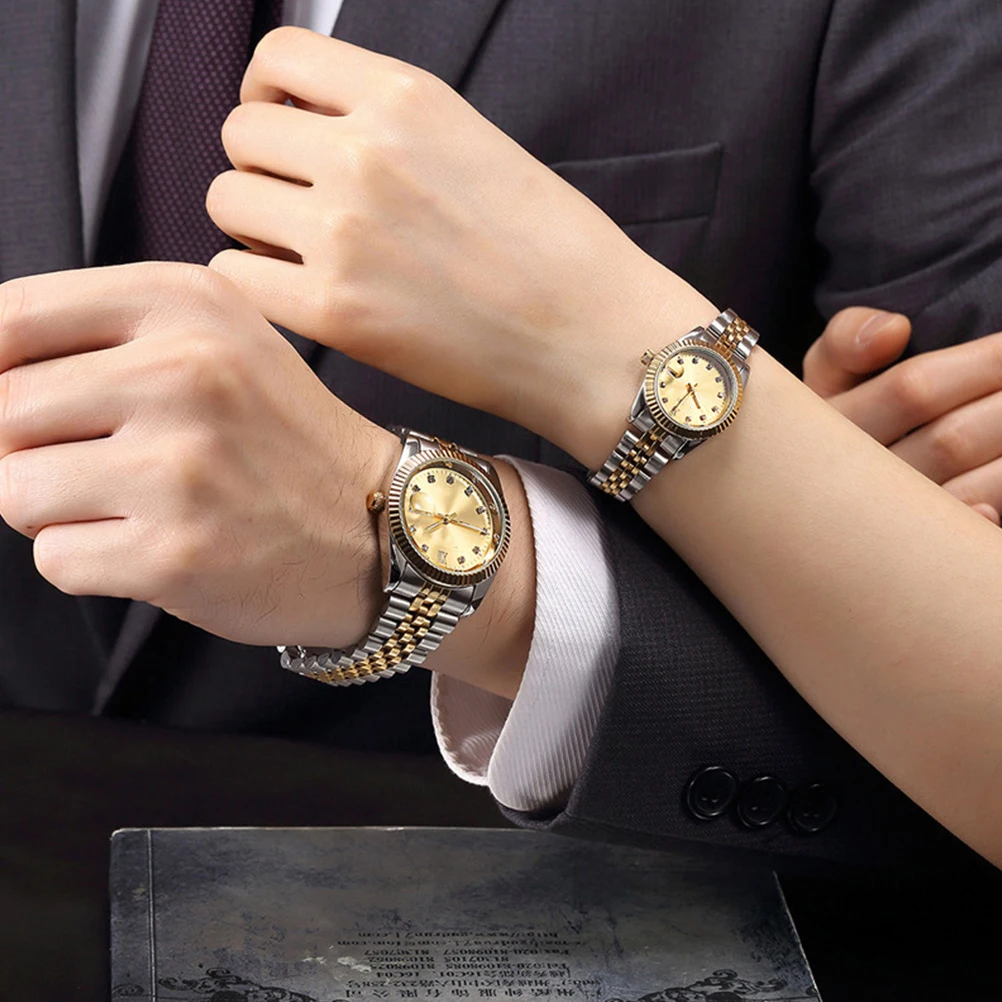 

2pcs Luminous Couple Watches Quartz Stainless Steel Strap Wristwatch Golden Simple Unisex Ladies Men Great Gift
