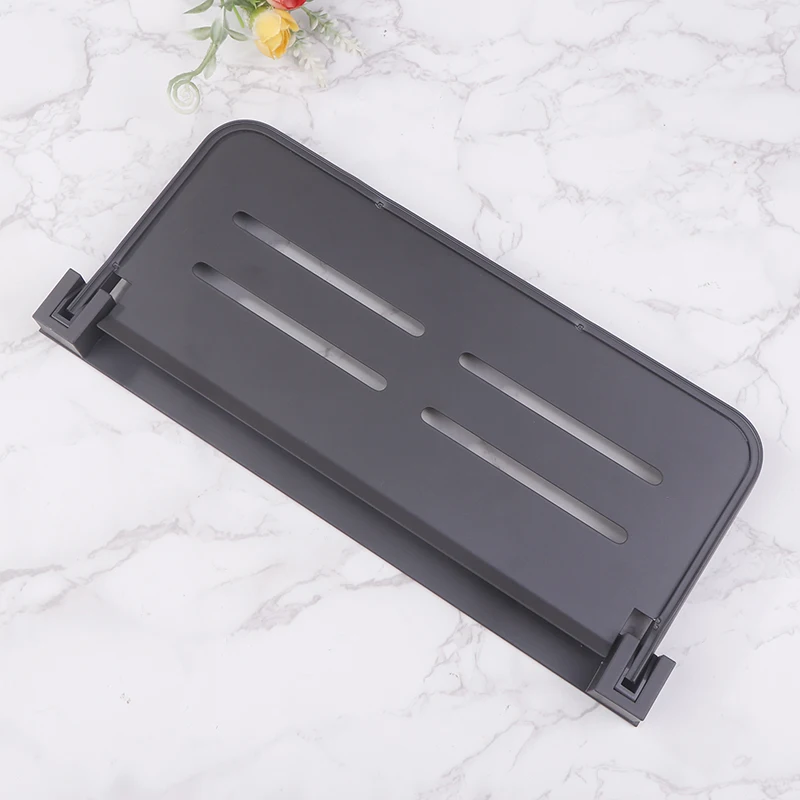 يتم استخدام الأرفف القابلة للطي المصنوعة من الألومنيوم RV للتخزين على الحائط في RVs والمعسكرات وتوفير المساحة في RVs