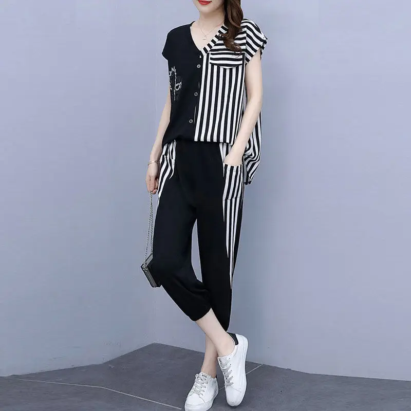 2022 New Spring and Summer Fashion Casual Stripe Suit Large Loose Comfortable Age Reduction Two-piece Women's Suit