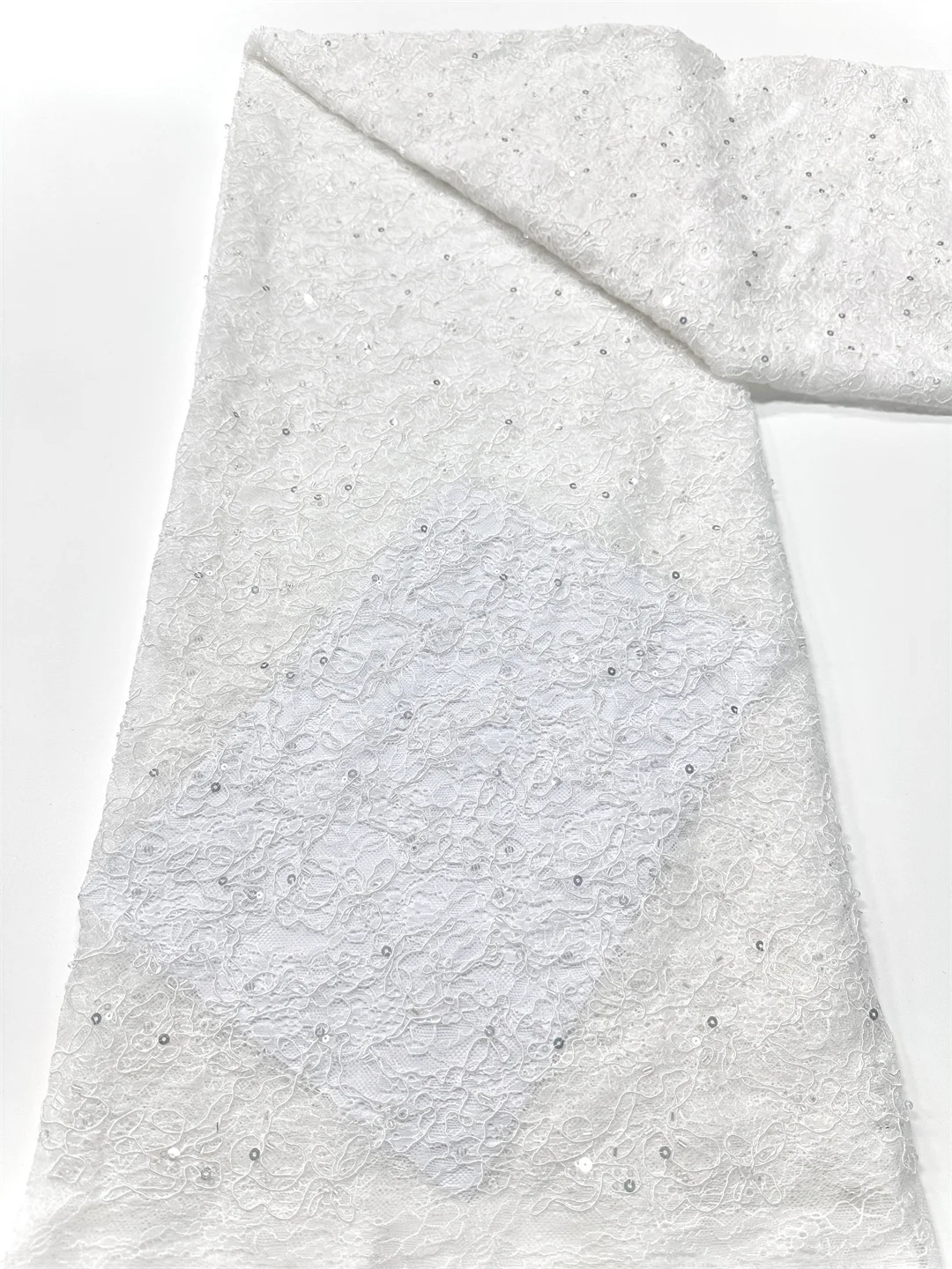 Luxus Pailletten Spitze Stoff mit Stickerei Spitze Blume Stoff Mode Französisch Tüll Mesh Spitze Stoff für Kleid Nähen