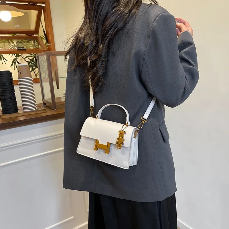 

Популярная модная женская сумка, маленькая квадратная сумкаNewFashionTemperamentTextureFashion Сумка через плечо на одно плечо для женщин