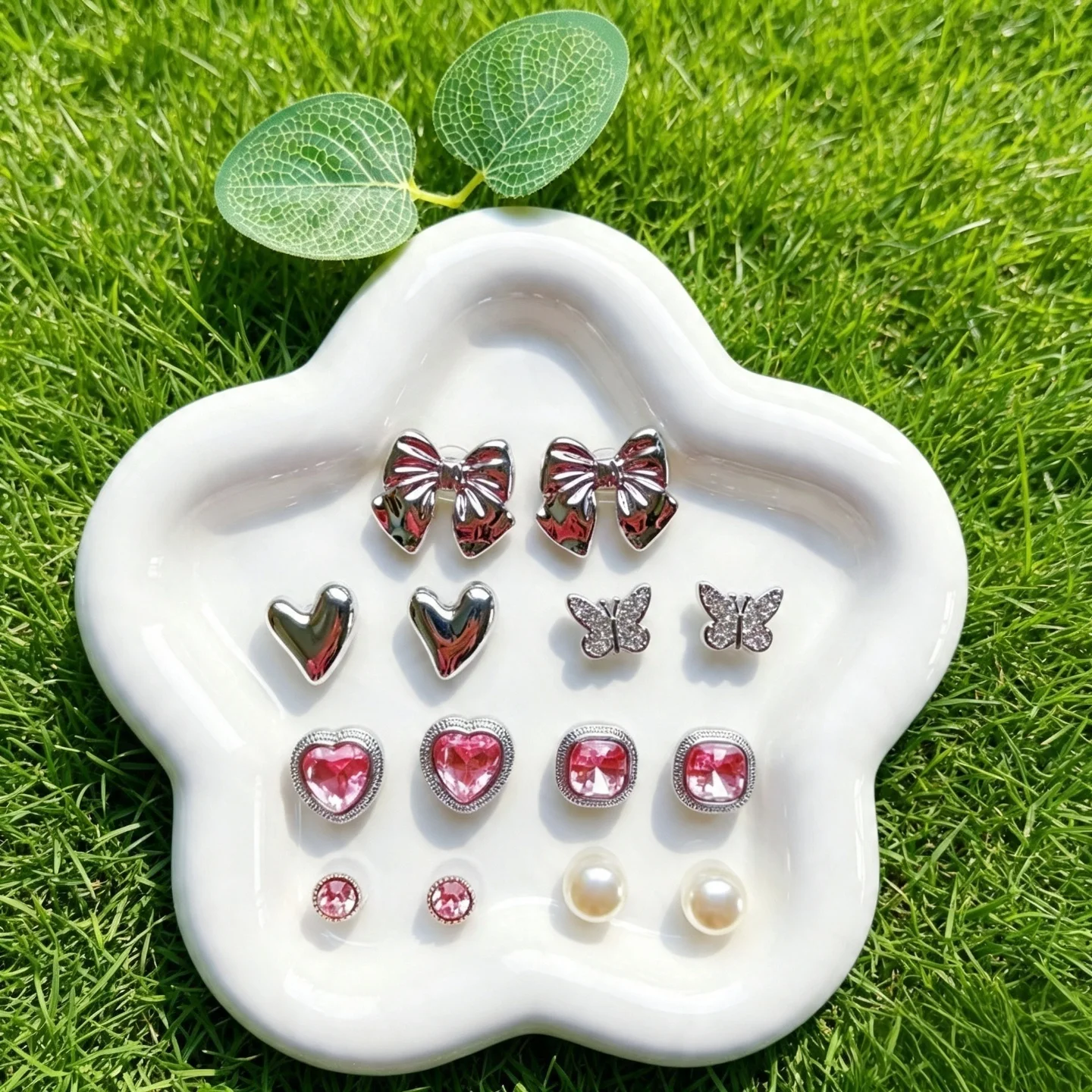PVC Bow Heart Butterfly Rhinestone Pearl Shoe Charms DIY Ornaments for Hole Clog Sandals Gift for Teen Girls Women Party Decor