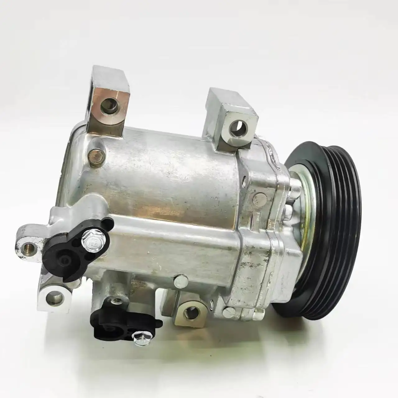 Top Quality Compressor 8103200-S16 For Great Wall Voleex C30 Florid M4 CC7150SM01CC 7130SM01
