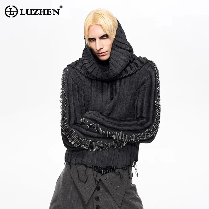 

LUZHEN 2025 Winter New Stylish Metal Pin Patchwork Decorate Wornout Design Knitted Pullover Turtleneck Men Street Sweater JY5176