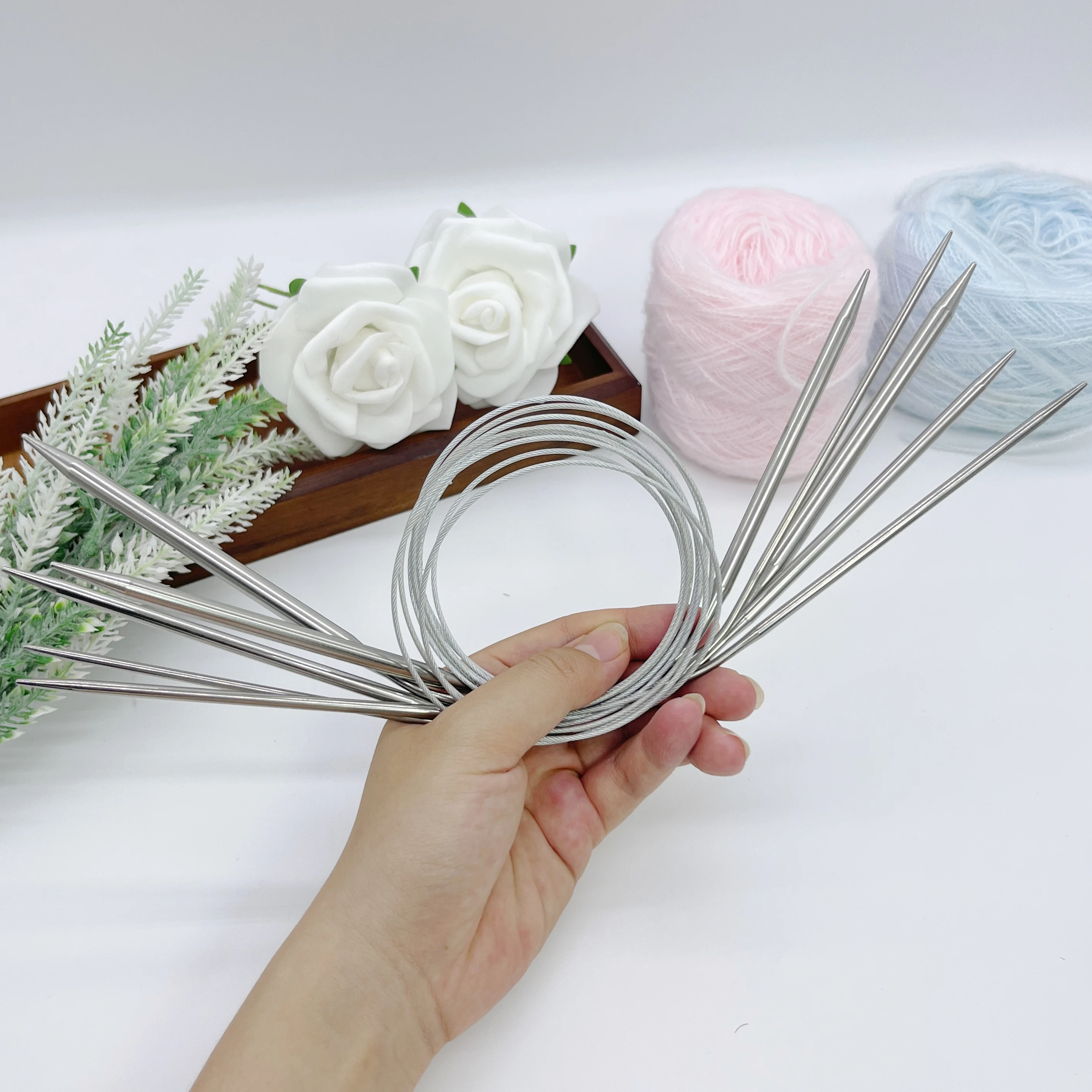 Circular Knitting Needle Set, Includes 2.5/3.5/4.5/5.5/6.5mm, Paired with 5 Stainless Steel Hand Sewing Needles, Available in Lengths from 40cm to 120cm to Suit Different Knitting Needs, Mother's Day Gift
