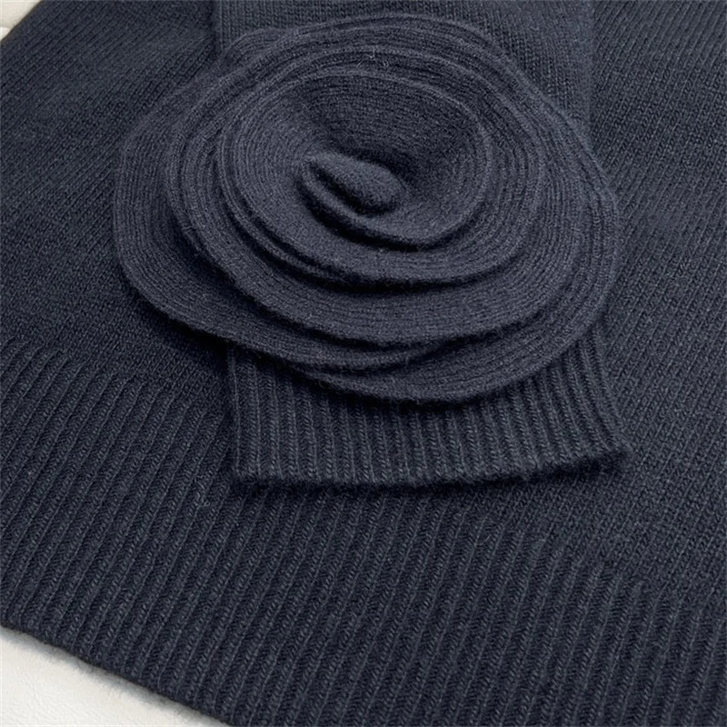 Women's sweater New wool blend round neck pullover for winter 2025 knit slim fit long sleeved top 3D flower decoration Knitwear