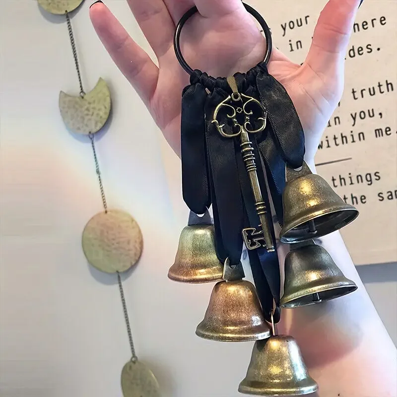 Witch Style Vintage Key with Small Bell Antique Door Knob Decor Gothic Home Accessories for Halloween & Hobbyist Collection