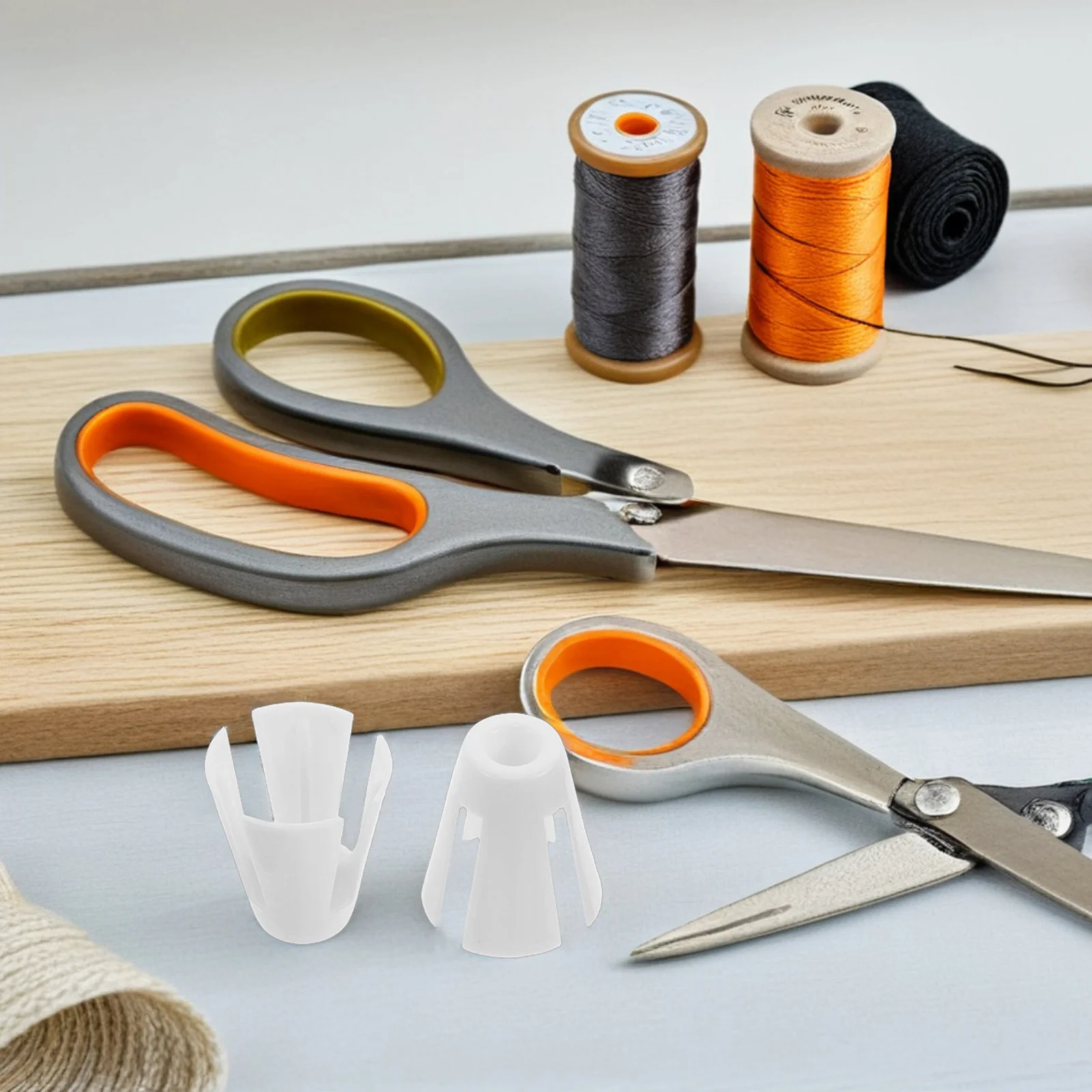 

30Pcs Durable Plastic Spool Thread Holder Stand Easy Installation Thread Management Rack for Sewing Machines Spool Holder Stand