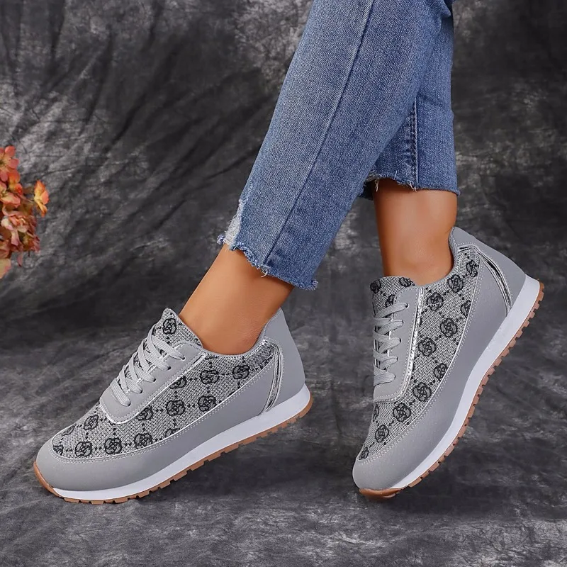 Grey Fashion 2024 wiosna nowe Sneaker luksusowe buty damskie Khaki buty wulkanizowane Plus rozmiar 42 wygodne buty do koszykówki