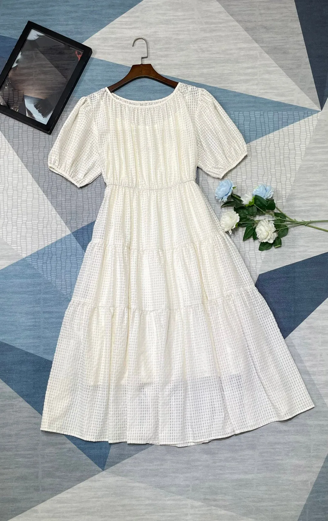 

2025 Women's Clothing Basic round neck loose puff sleeve plaid dress 0624