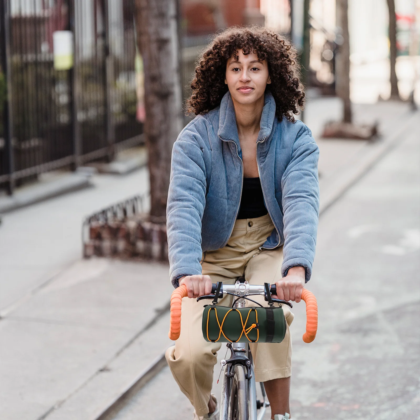 

ULTECHNOVO Handlebar Bag Weather Resistant Front Luggage for Bike Cycling Travel