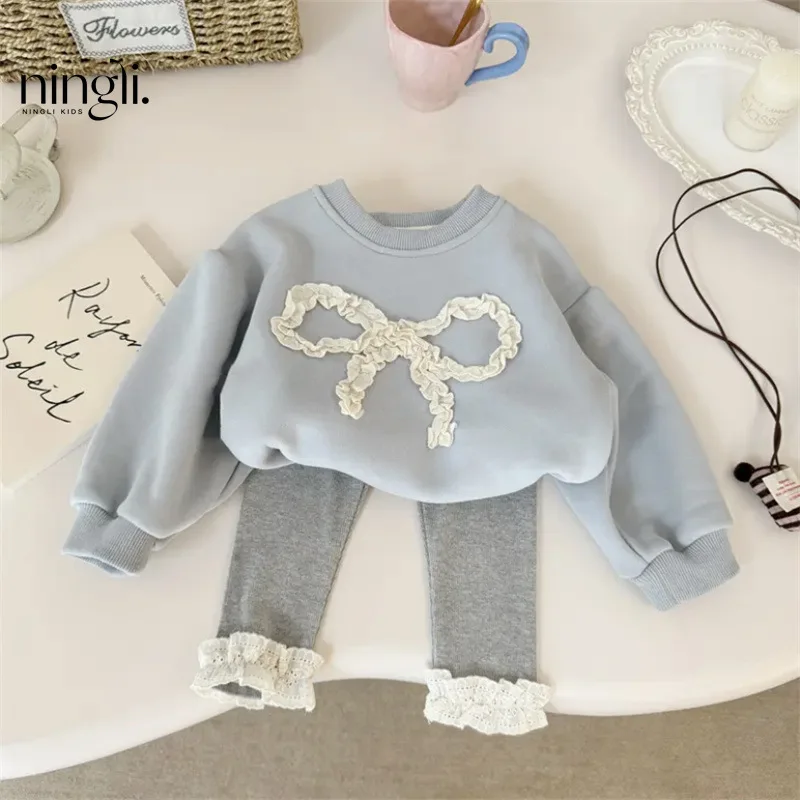 

Girls' Fleece-lined Lace Bow round Neck Sweater Autumn and Winter Blue Cheese Sweetheart South Korea Knitted Lace Ruffle Pants S