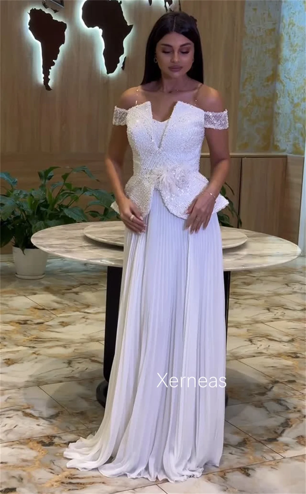 맞춤형 우아한 쉬폰 플리츠 스팽글 꽃 장식 A라인 오프숄더 롱 드레스 맞춤형 행사 홈커밍 중국 스타일