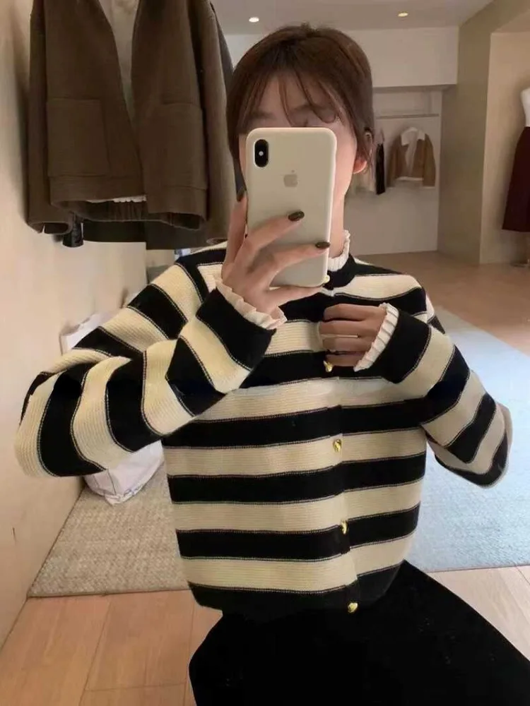 Deeptown Korean Style Striped Knit Cardigans Elegant Youthful Woman Office Wears Sweaters Vintage Classic Female Outerwears