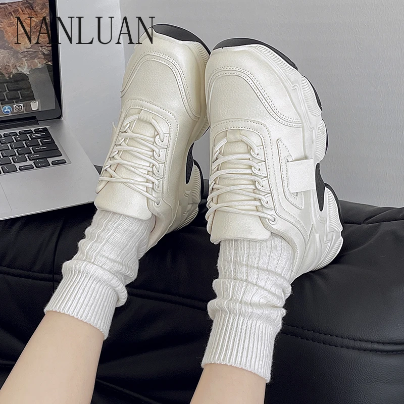 2024 Boutique High-quality Autumn Single Shoes New Low-top Lace-up Best-selling Women's Shoes Thick-soled Trendy Casual Shoes