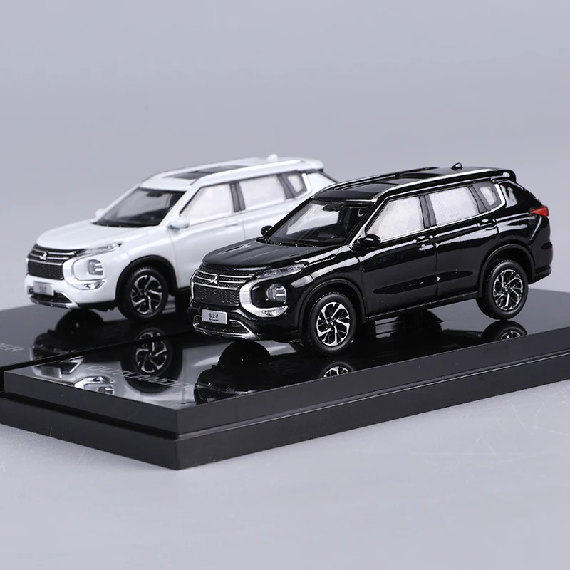 On sale 1:64 Outlander Black/White Alloy Model Car