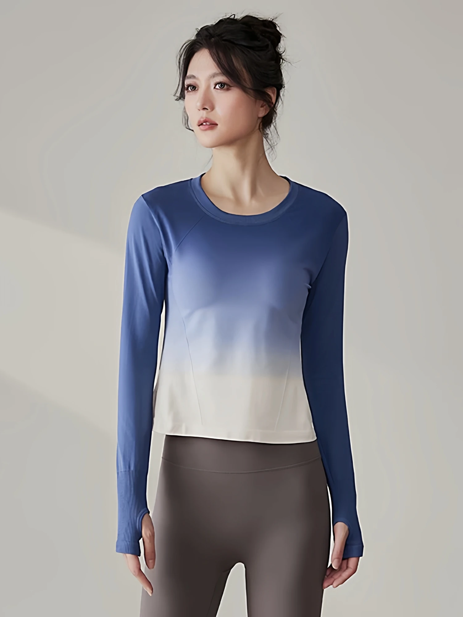 

Women's Long Sleeve Yoga Sport T-shirt Autumn Winter Gradient Seamless Running Fitness Suit Top Comfortable Breathable Moistu...