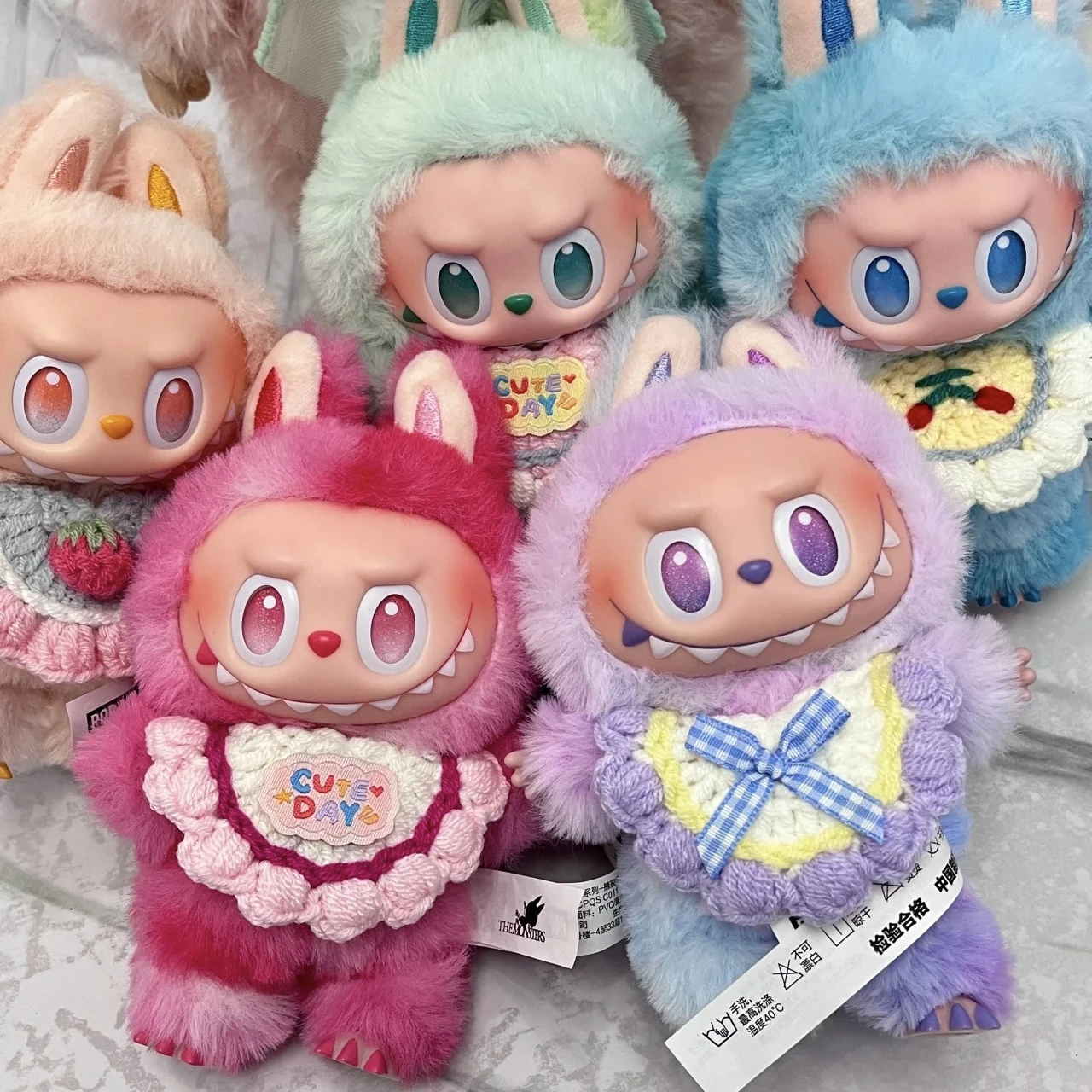 

Cute Baby Clothes For Labubu V1/V2/V3 Cartoon Doll Clothes Small Plush Dolls Bib Drool Towel Accessories Decor Pendant Toy Gifts