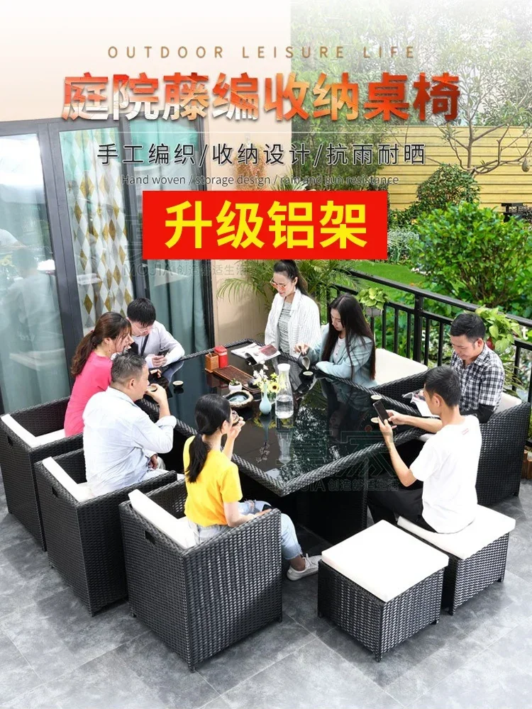 

Уличный ротанговый стол для отдыха на балконе