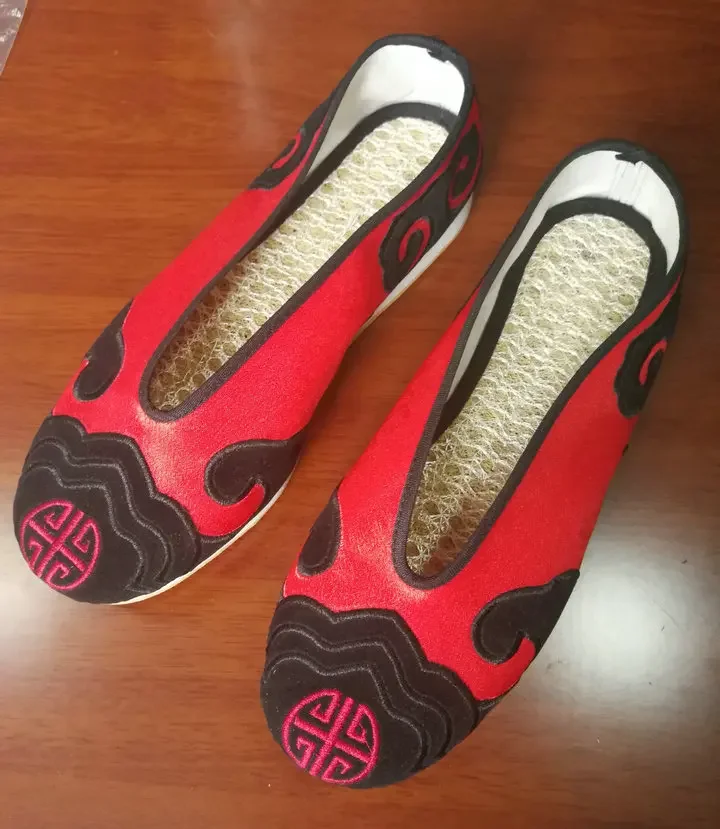 Kung Fu Shoes Tai Chi Wing Chun Chinese Traditional Martial Arts Sneakers Wudang Taoist Cosplay Shoes Summer