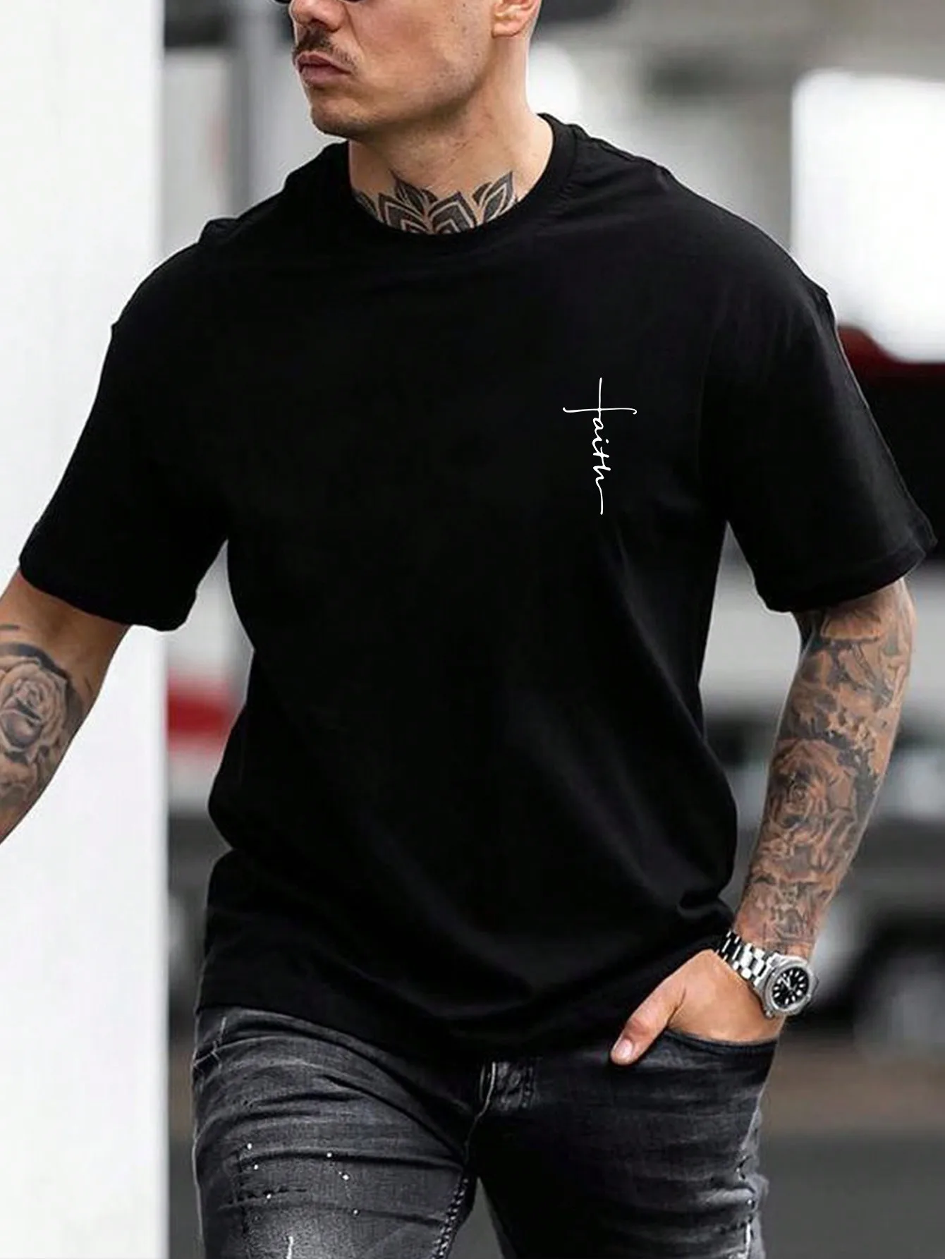 

Men's Black Casual Short Sleeve T-Shirt with Minimalist Cross Script Print