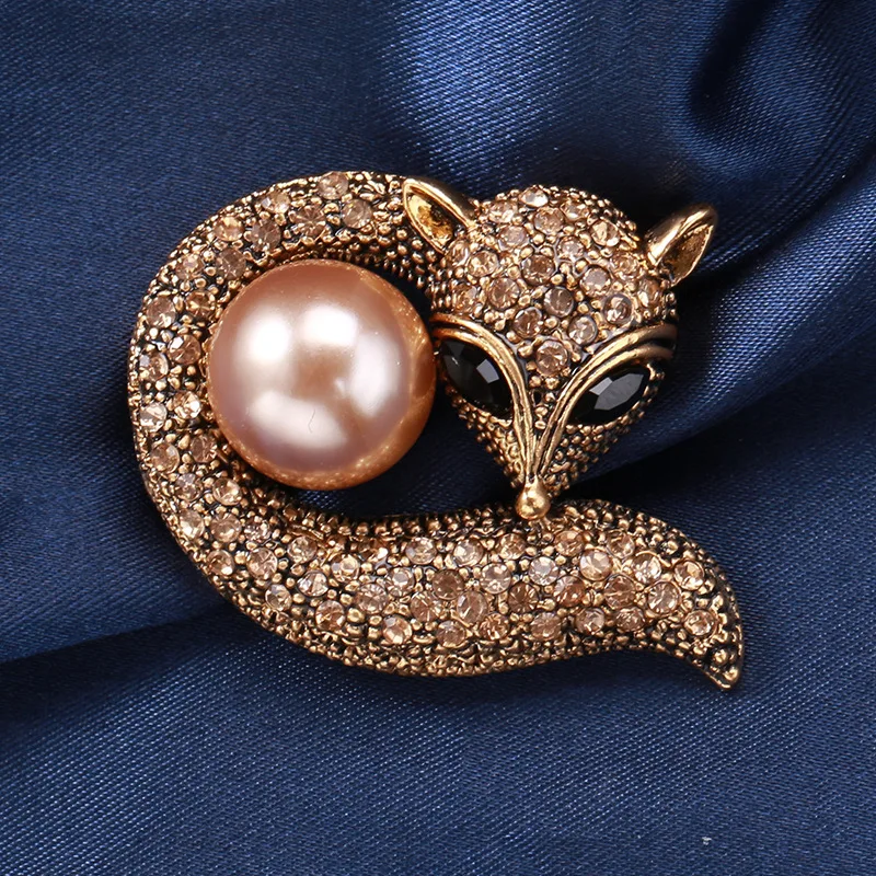 Vintage Luxury Fox Pearl Crystal Badges Brooch For Women Fashion Metal Animal Series Retro Buckle Creative Classic Brooches Pins