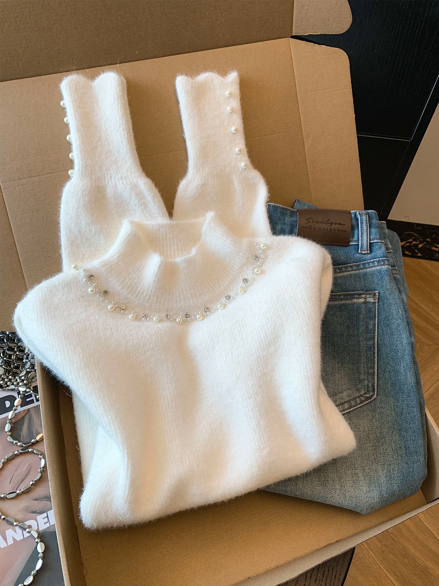 

Soft Thiened Winter Knitted Sweater Women's f High Collar Sweet Sle Bead Embellied Base Layer Warm Comfortable Top