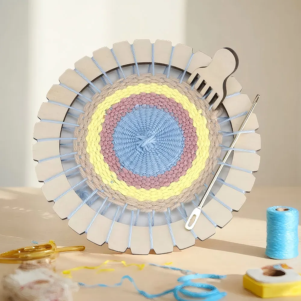 1Pcs Wooden Yarn Weaving Machine Kit Mini Loom Circular Weaving DIY Craft Weaving Beginner Weaving Enthusiast Weaving Tools