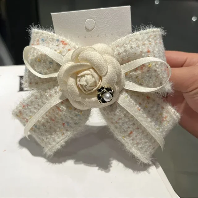 Ręcznie robiona tkanina kamelia kwiatowa kokarda spinki do włosów Barrettes nakrycie głowy klips sprężynowy kucyk akcesoria do włosów dla kobiet Girlsi-Remiel