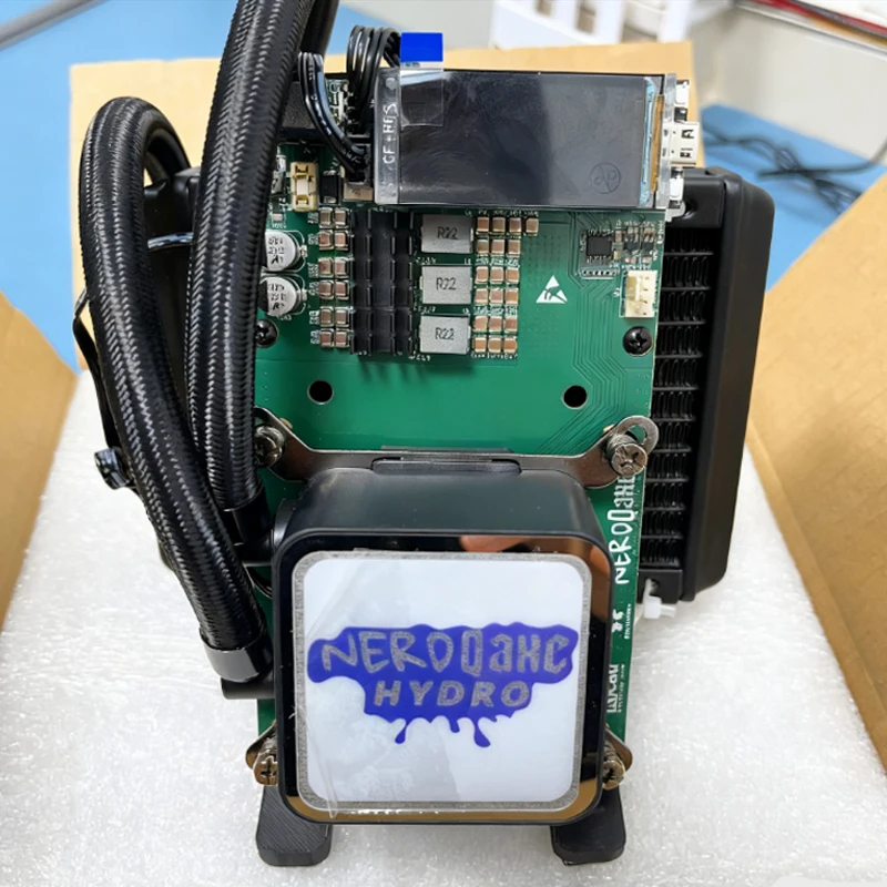 العلامة التجارية الجديدة NerdQaxe ++ Hydro 4.8TH/s 80W BTC Miner 15J/Th 4 * BM1370 ASIC Chips، 2.4G WiFi Crypto Machine جهاز تعدين مفتوح المصدر