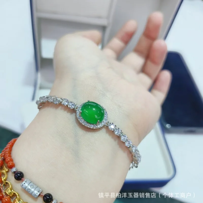 Green Chrysoprase Agate Women Comparable To Jade Color Bracelet