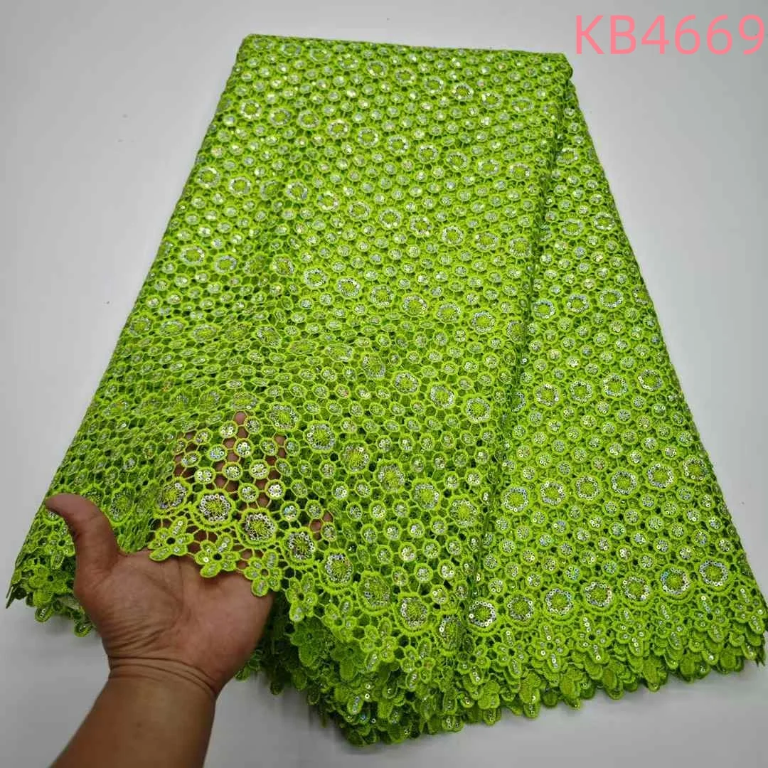 パープルライラック生地コードギピュールレースアフリカ生地レース高品質 2025 ナイジェリアコードレーススパンコール縫製 KB4669