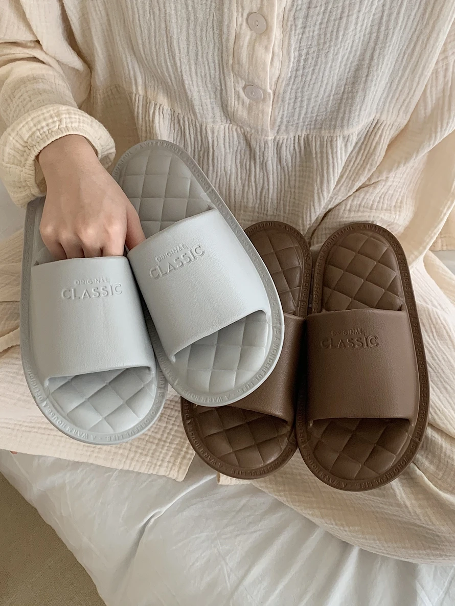 

Легкие нескользящие шлепанцы унисекс с цветными стразами для дома, летние повседневные удобные сандалии для мужчин и женщин