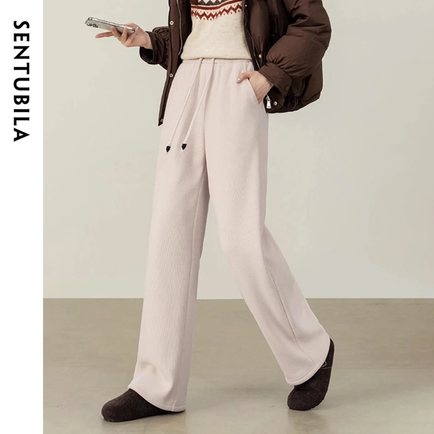 

SENTUBILA Women's Casual Straight Pants Simple Commute Knitted Long Pant 2026 Autumn Drawstring Elastic Waist Trousers 154K80278