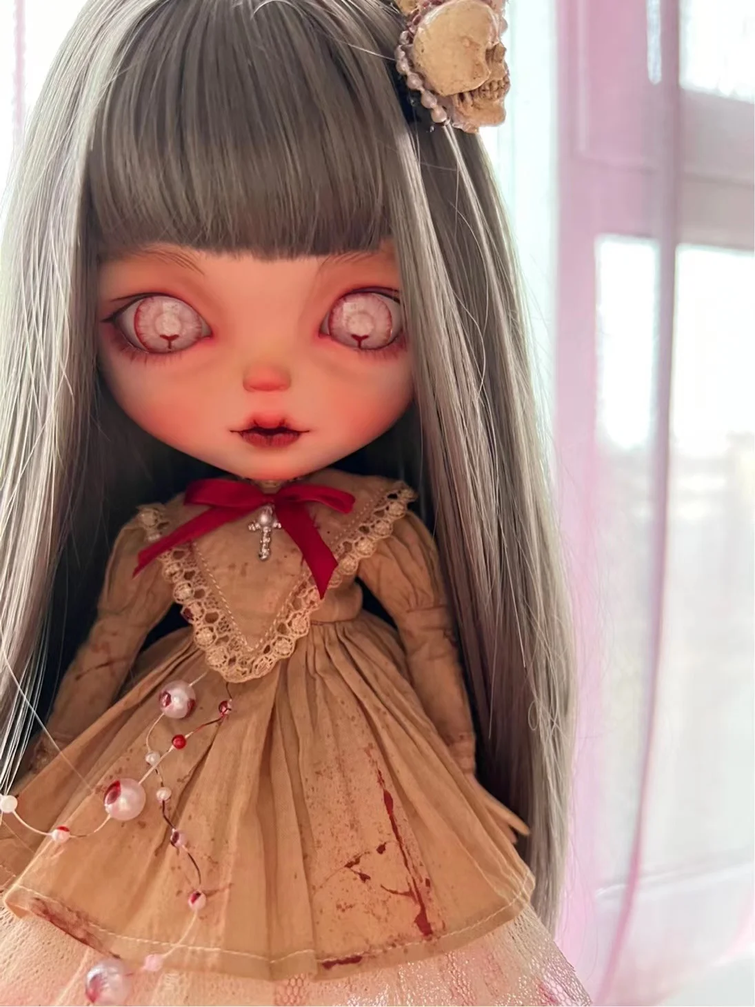 Vestiti per bambole Dula Abito Halloween Macchiato di sangue scuro Brucia Gonna con teschio Blythe Qbaby ob24 ob22 Bambola Bjd