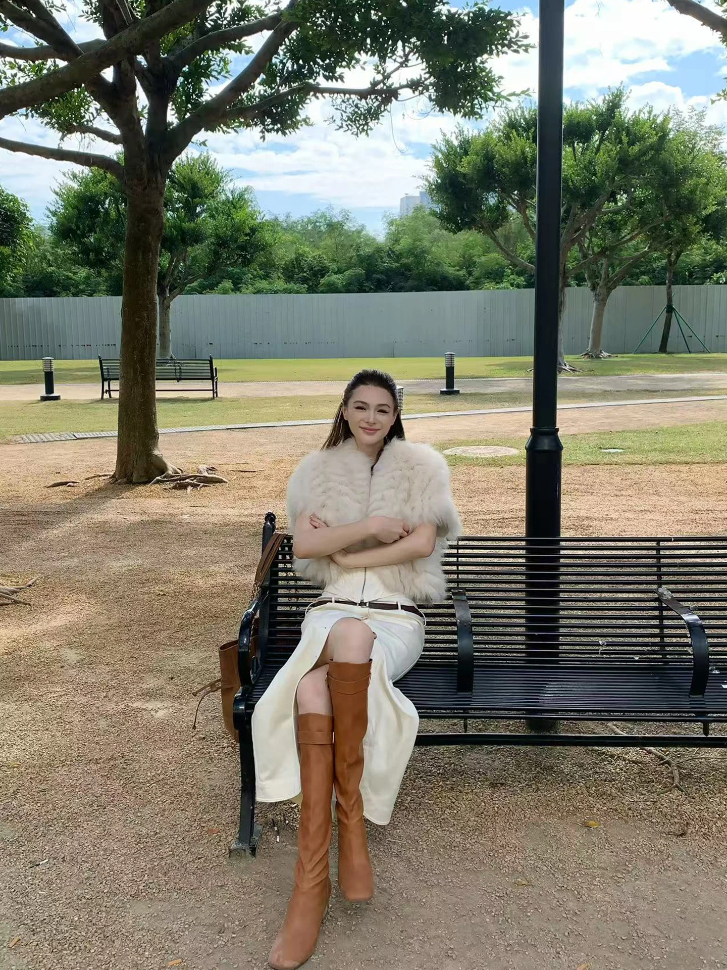 Tagkita 冬新作ソフトプラッシュレディースコート長袖暖かいスタイリッシュな痩身ファッショナブルなレザージャケットカジュアルスタイルショート丈