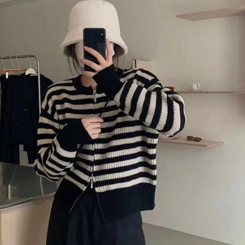 White Black Striped Short Cardigan Women Korean Fashion Sweater Elegant Long Sleeve Top 2022 Spring  cardigan women traf