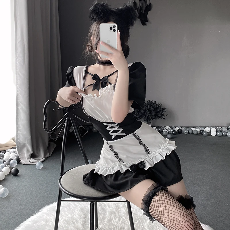 Lolita amina pokojówka ubrania typu Cosplay czarna Kawaii służąca sukienka kobieta kelnerka impreza kostium sceniczny japońska kawiarnia strój prezent dla par