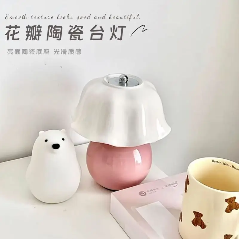 

Керамическая настольная лампа в скандинавском стиле, прикроватная лампа для спальни в скандинавском стиле, теплый ночник для девочек