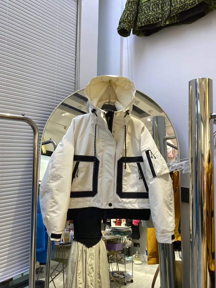 2025, neue Winter-Daunenjacke, kurze Damen-Kapuzenjacke mit abnehmbarem, zweiteiliger, dicker Daunenmantel