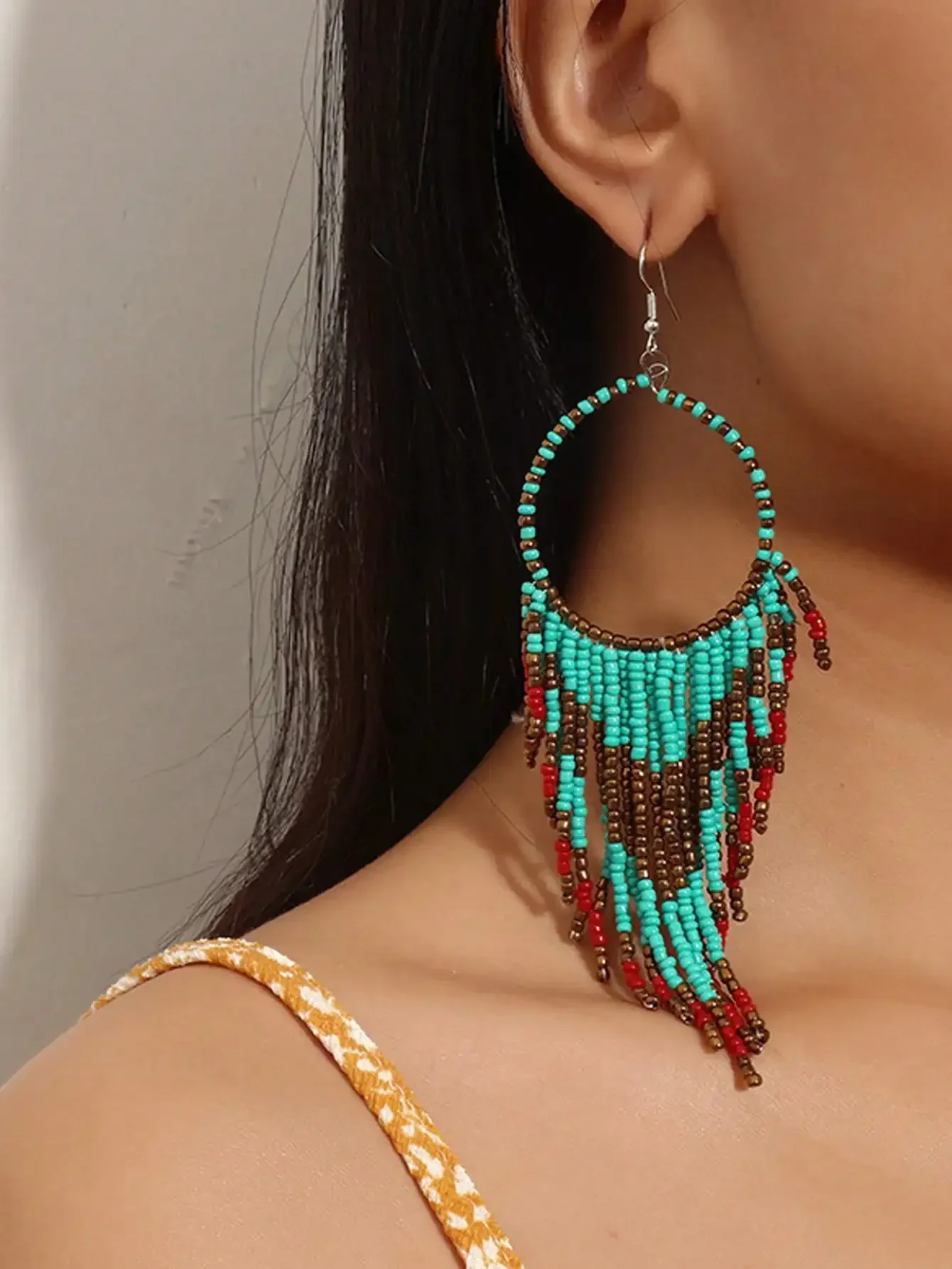 

1pc Bohemian Color Block Beaded Fringe Drop Earrings For Women For Vacation