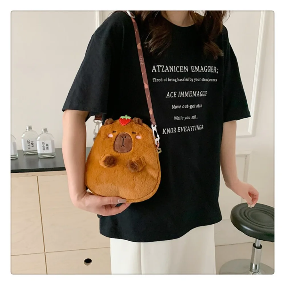 Fashion Large Capacity Capybara Plush Shoulder Bag Cute Casual Guinea Pig Plush Bag Students School Bag Cartoon Crossbody Bag