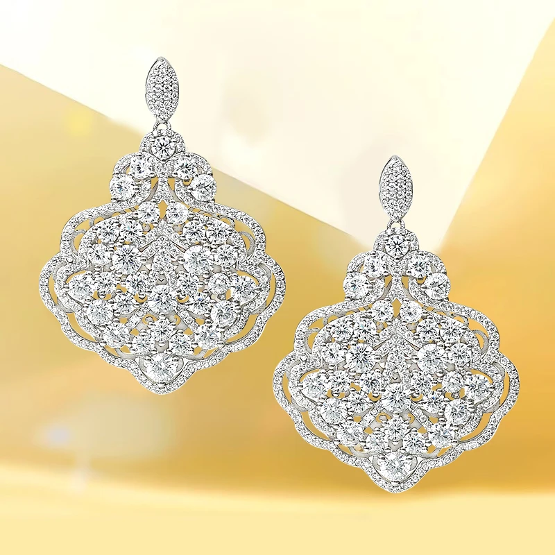 

New Flower Style Earrings Set in Pure Silver with High Carbon Diamond Luxury Earrings, Unique Design for Wedding Jewelry